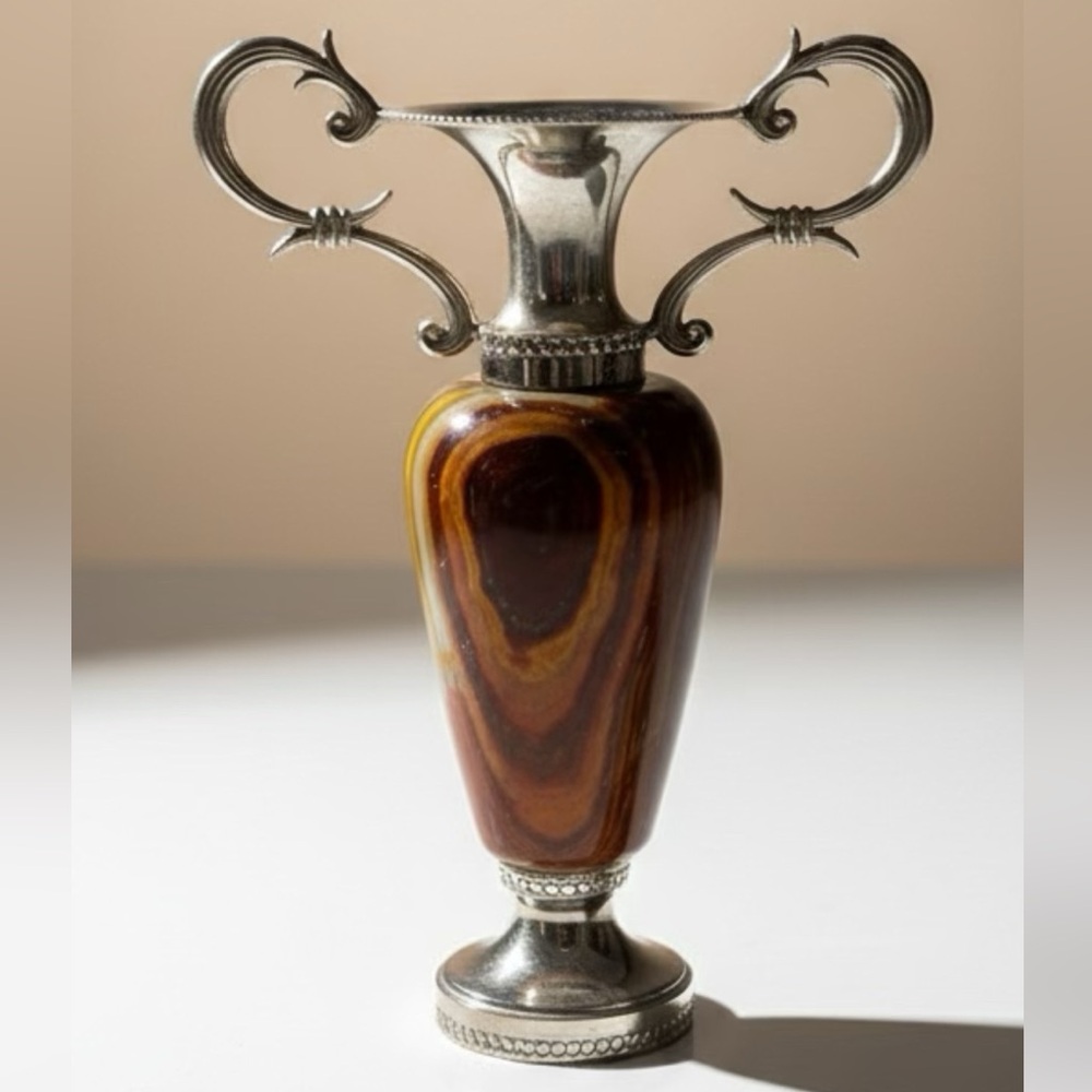 Vintage Italian VERO ONIX Real Onyx Vase w/ Ornate Scroll Handles MCM Decor - Picture 10 of 10